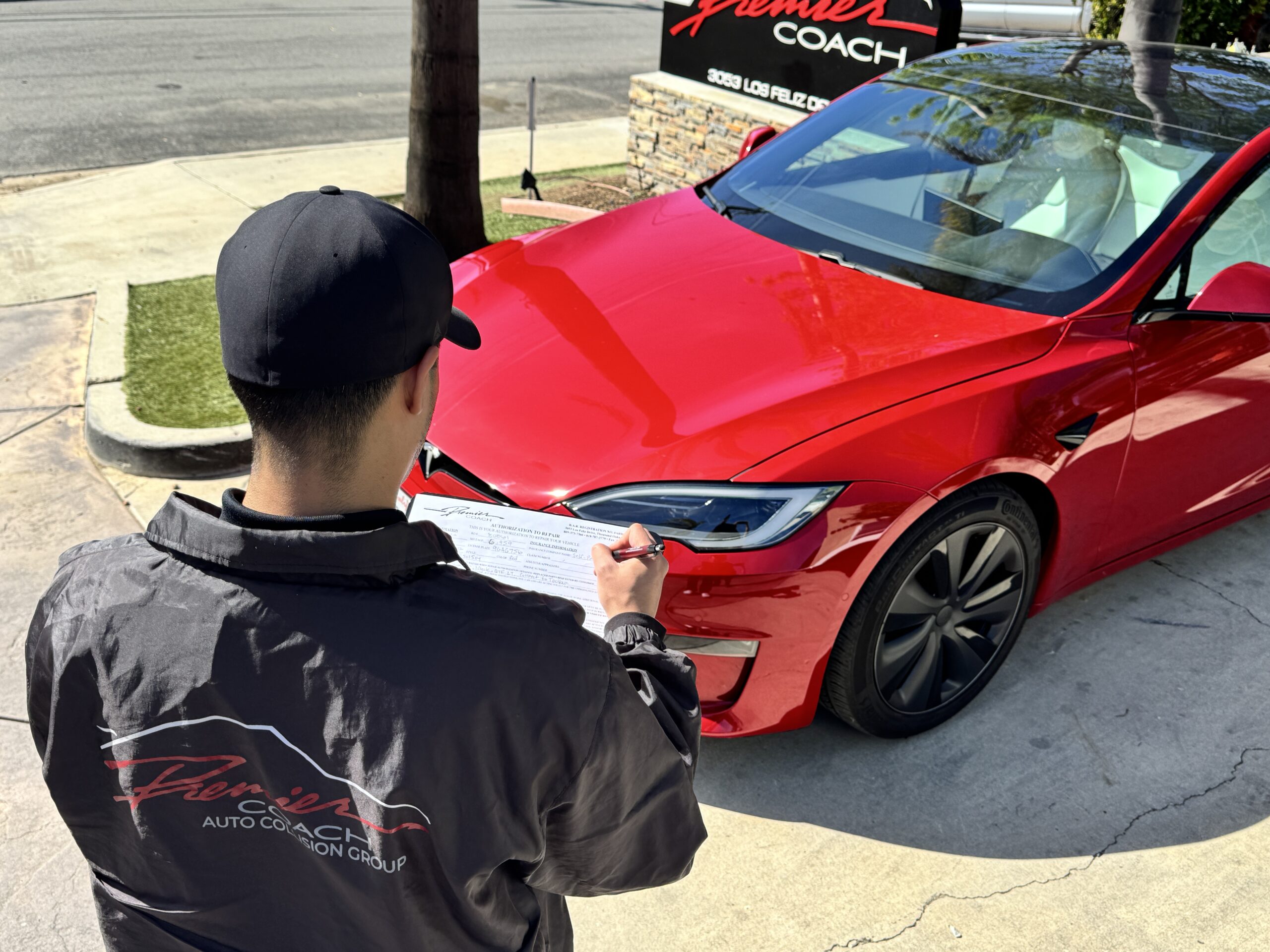 Windshield Replacement by Premier Coach Auto Collision